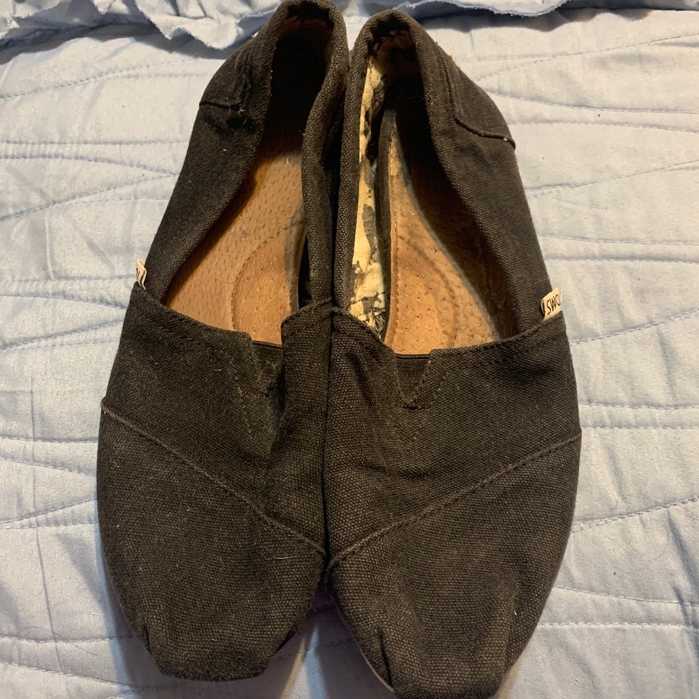 Black Toms